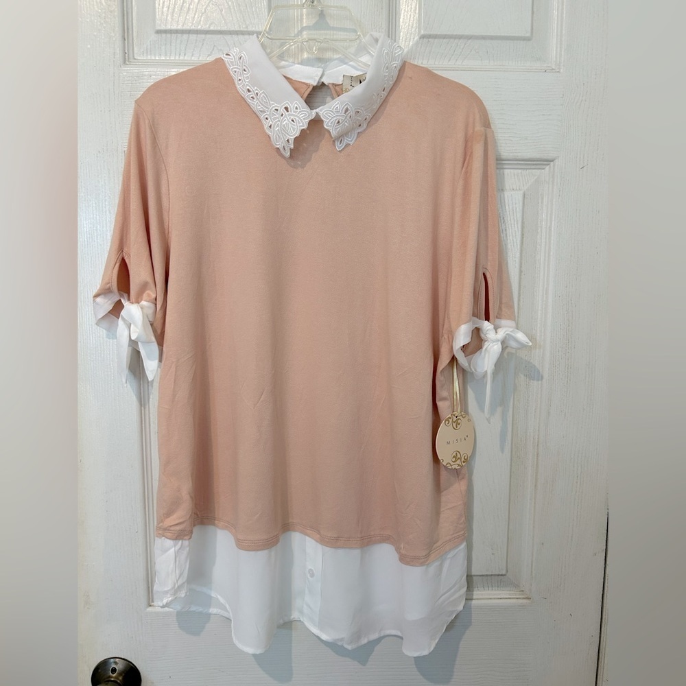 NWOT “MISIA” Layered Look Peach Colored Top Embroidered White Collar